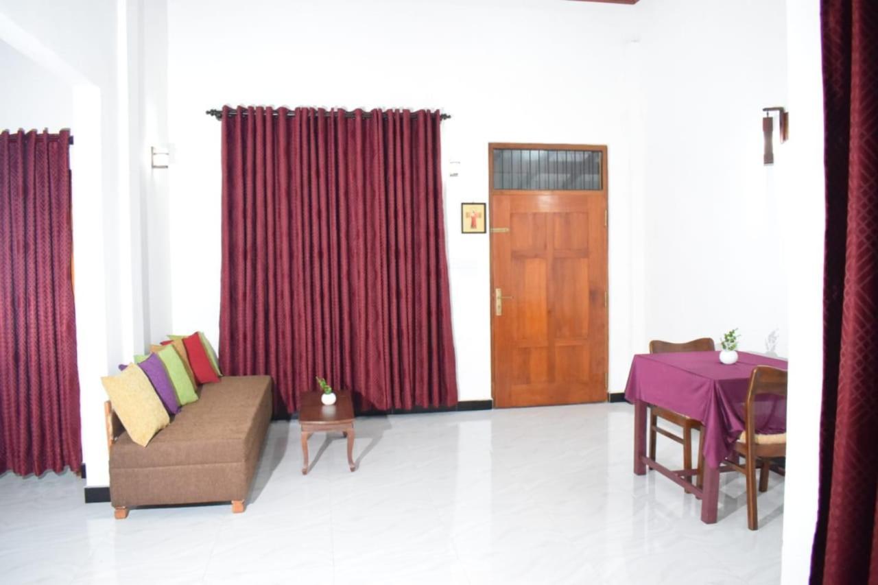 The Alexis'S Guest House ネゴンボ エクステリア 写真